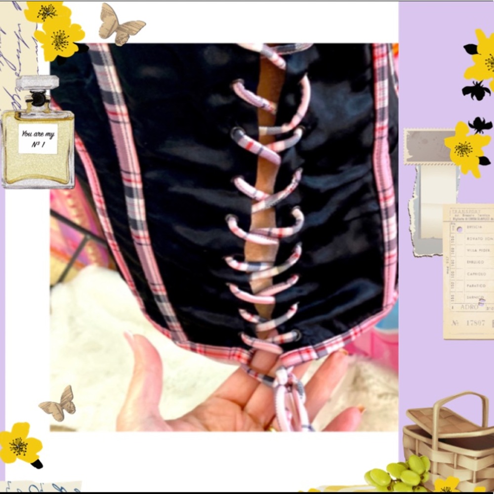 Intimate Attitude Skull and plaid satin Corset. - Picture 8 of 17